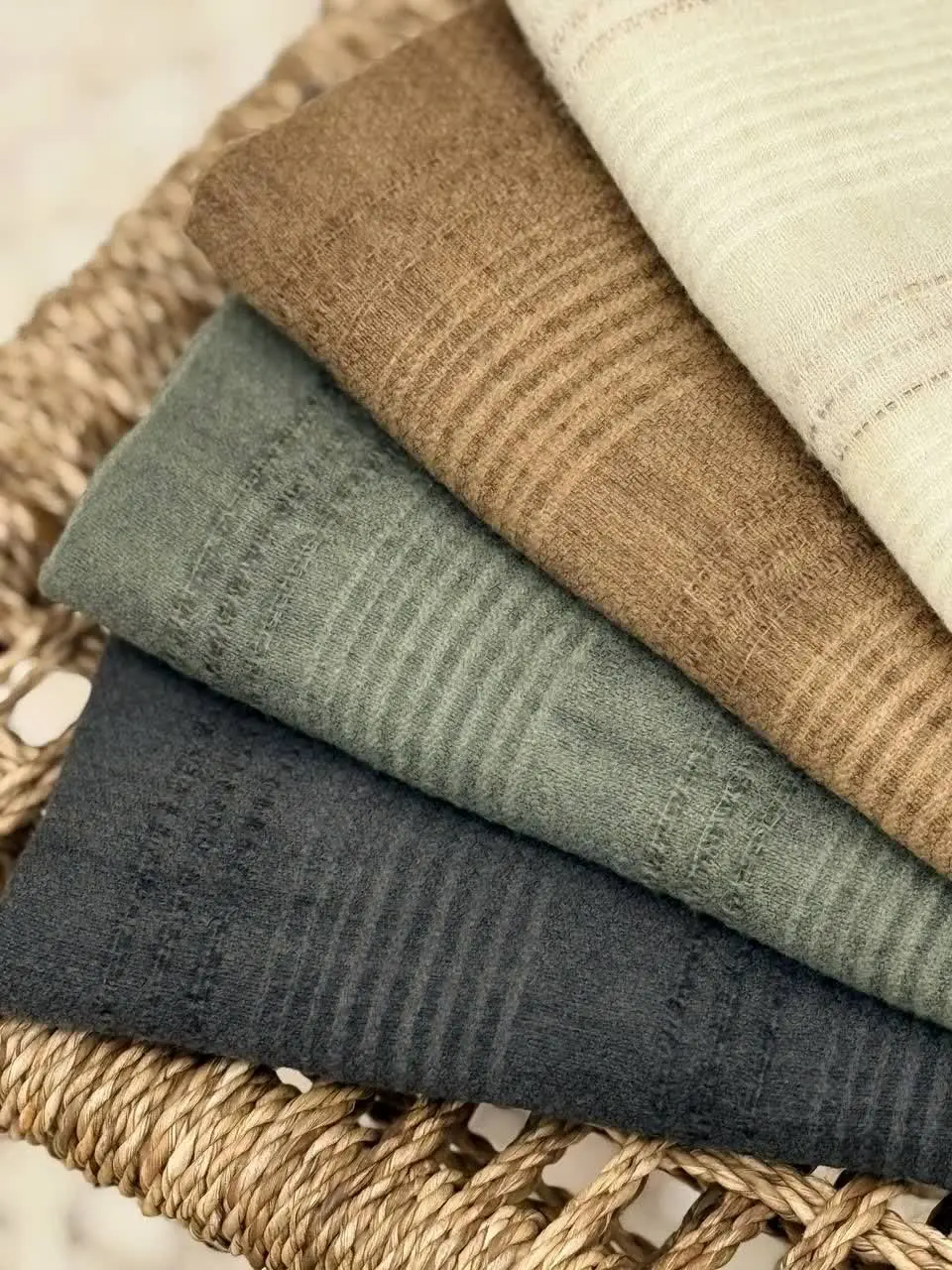 3690-شال پاییزه رستا